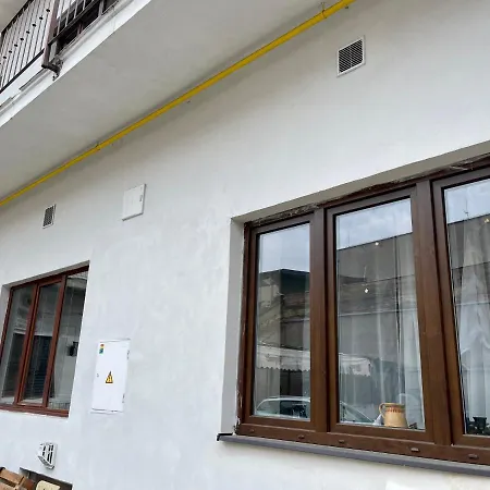 Ela Centre 公寓